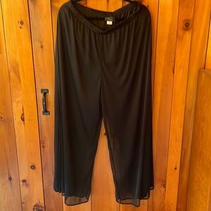 Elegant special occasion palazzo pants. Can be won with any top.